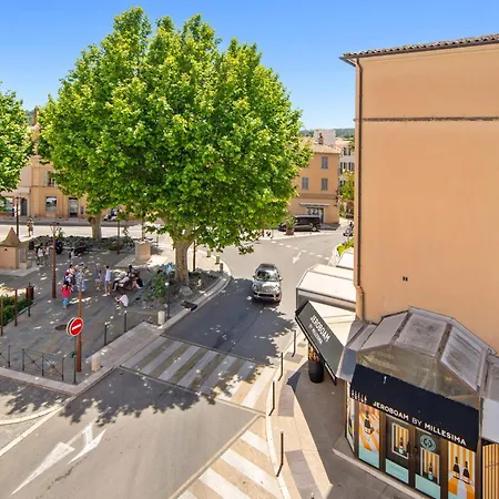 Escale Tropezienne 104 Allard 2d Apartment *